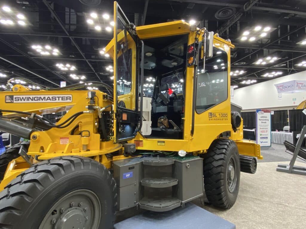 Swingmaster SL1300 Swingloader Speed Swing Operator Entrance